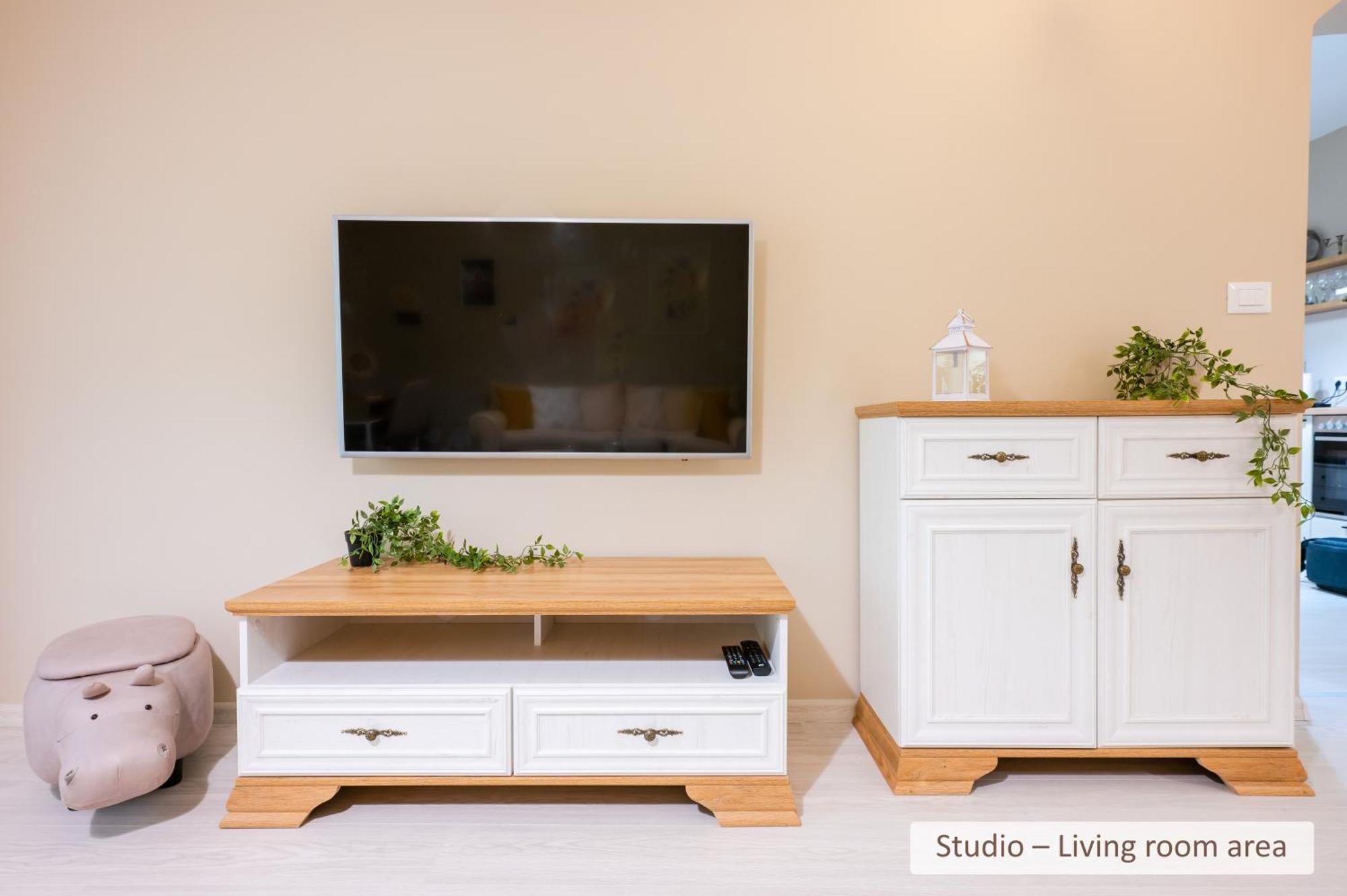Super Central Stylish Suite & Studio With Shared Terrace By Flat Mаnager صوفيا المظهر الخارجي الصورة
