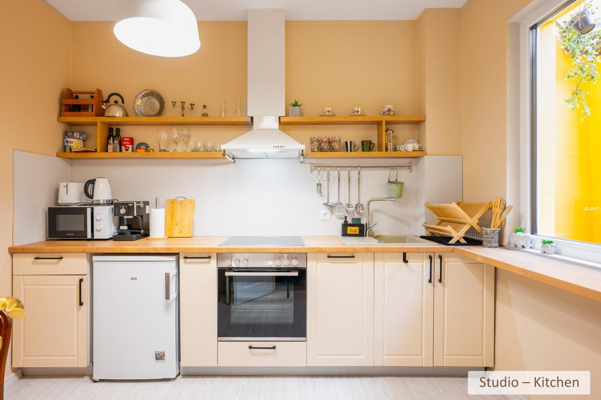Super Central Stylish Suite & Studio With Shared Terrace By Flat Mаnager صوفيا المظهر الخارجي الصورة